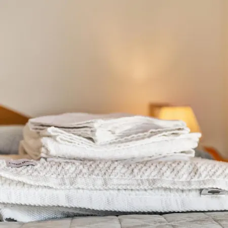 Il Girasole לינה וארוחת בוקר Donnaz