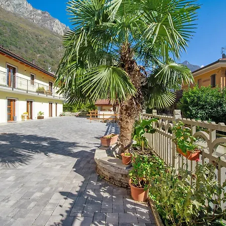 Il Girasole Frühstückspension Donnaz